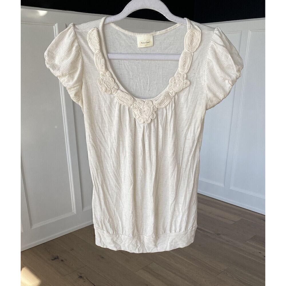 Pretty Good Womens Cream Striped Rosette Collared Puff Sleeved T Shirt Sz Medium